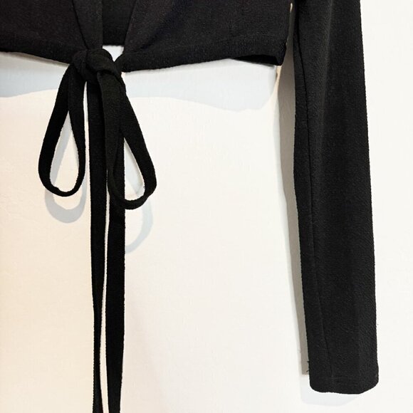 Danielle Bernstein WeWoreWhat Wrap Tie Front Crop Top Black Revolve Size Medium - Picture 6 of 11
